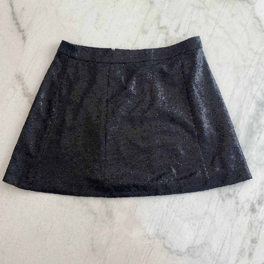 Black sequin mini skirt - large
